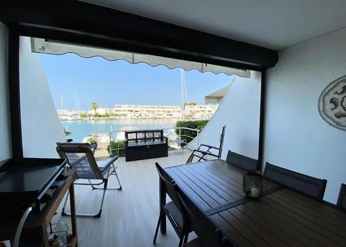 Résidence Camarguaise Sud - Marina à Port Camargue Mae-1513 Villa